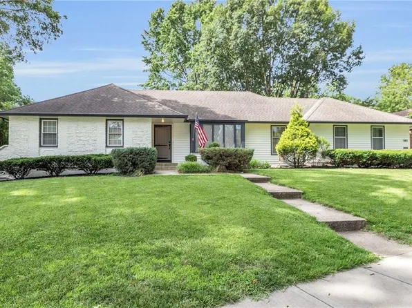 5801 W 89th St, Overland Park, KS 66207
