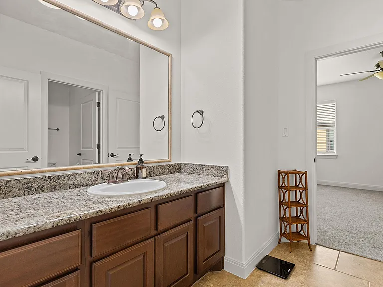2628 Dalea St — Photo 32