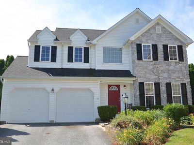 47 Apple Blossom Dr, Lancaster, PA, 17602