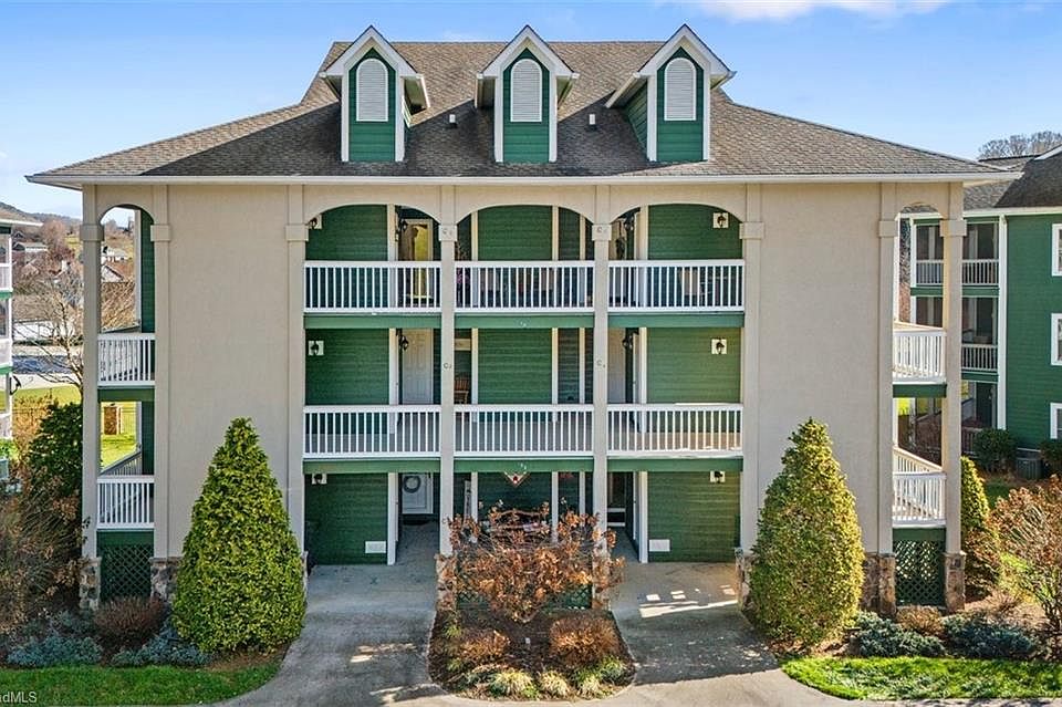 1st image of 155 Birkdale Ct Unit C1