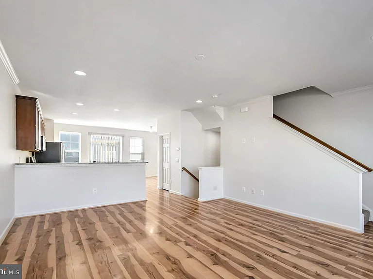 117 Gristmill Ct — Photo 4