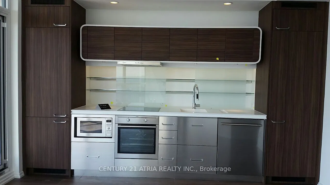 2 bed, $2,595 — Photo 3