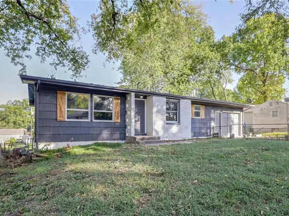 2605 Girard Ave, Leavenworth, KS 66048