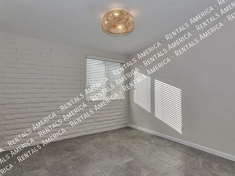 8532 N Rancho Catalina Dr — Photo 14