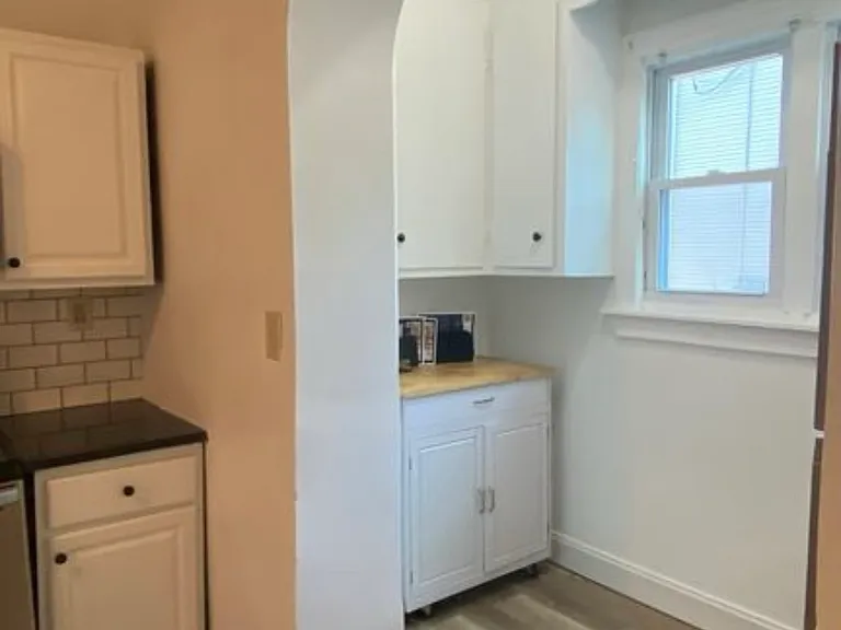 332 Academy Ave #1 — Photo 2