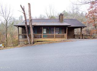 1709 Walker Trl, Pigeon Forge, TN 37876