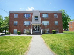 99 Cluff Crossing Rd APT F4, Salem, NH 03079