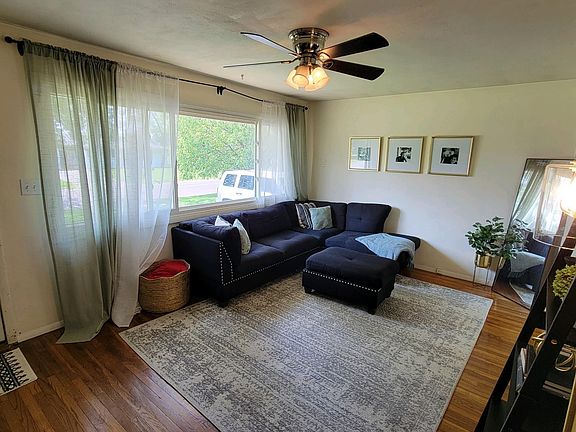 5th image of 2217 W Cindy Ln