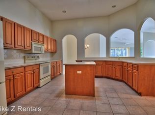 660 Mainsail Pl, Naples, FL 34110