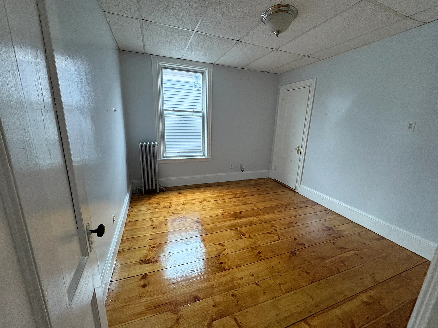 4 bed, 1400 sqft, $3,150 — Photo 4