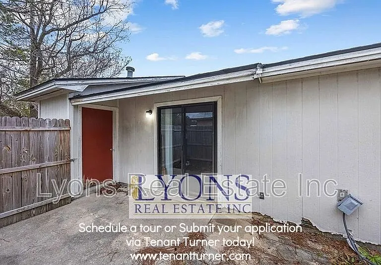 2814 Kirkwood Cir — Photo 16