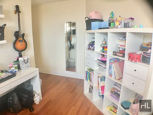 Rented by Highline Residential | media 22