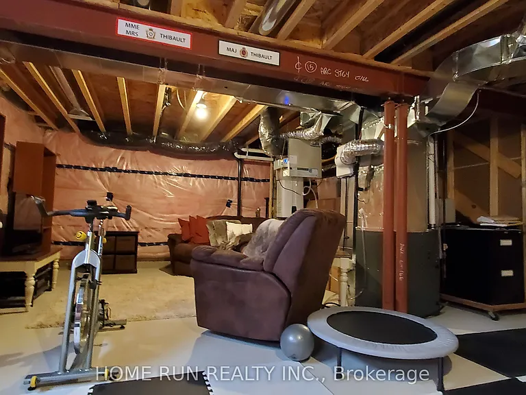 1005 Parabolica Way — Photo 16