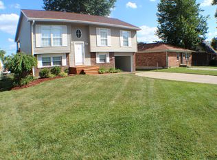 2503 Lake Rd, Radcliff, KY 40160
