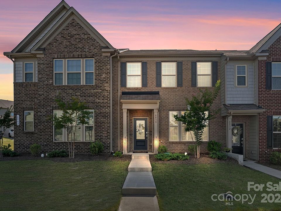 1st image of 6838 Piper Thorn Way