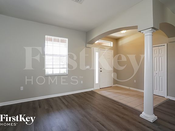 3rd image of 1820 NE 7th Ave