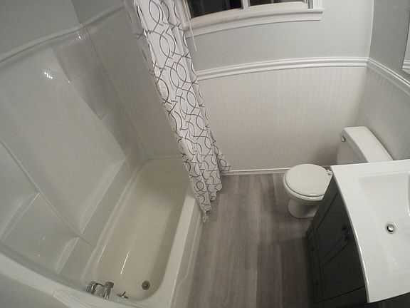 3rd image of 23239 Powers Ave