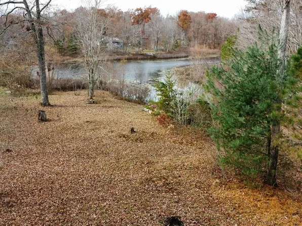 36 Diane Cir, Crossville, TN 38572