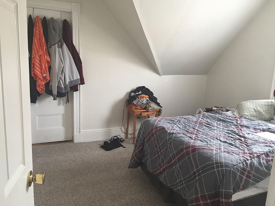 2nd image of 51 Cypress St #3