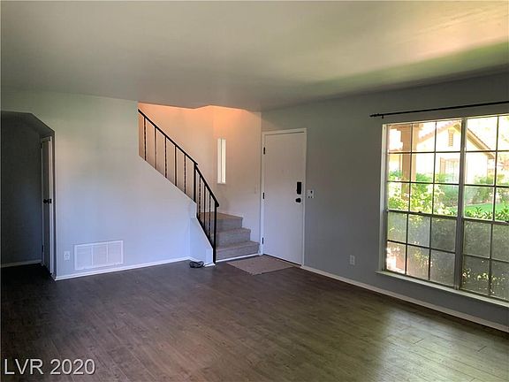 2nd image of 3077 Pinehurst Dr APT C
