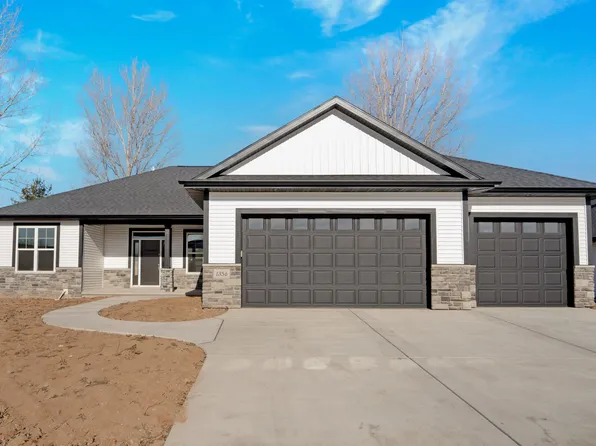 1356 Highland Ridge Dr, De Pere, WI 54115
