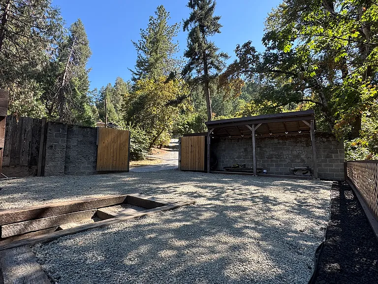 6694 Coleman Creek Rd #1 — Photo 33