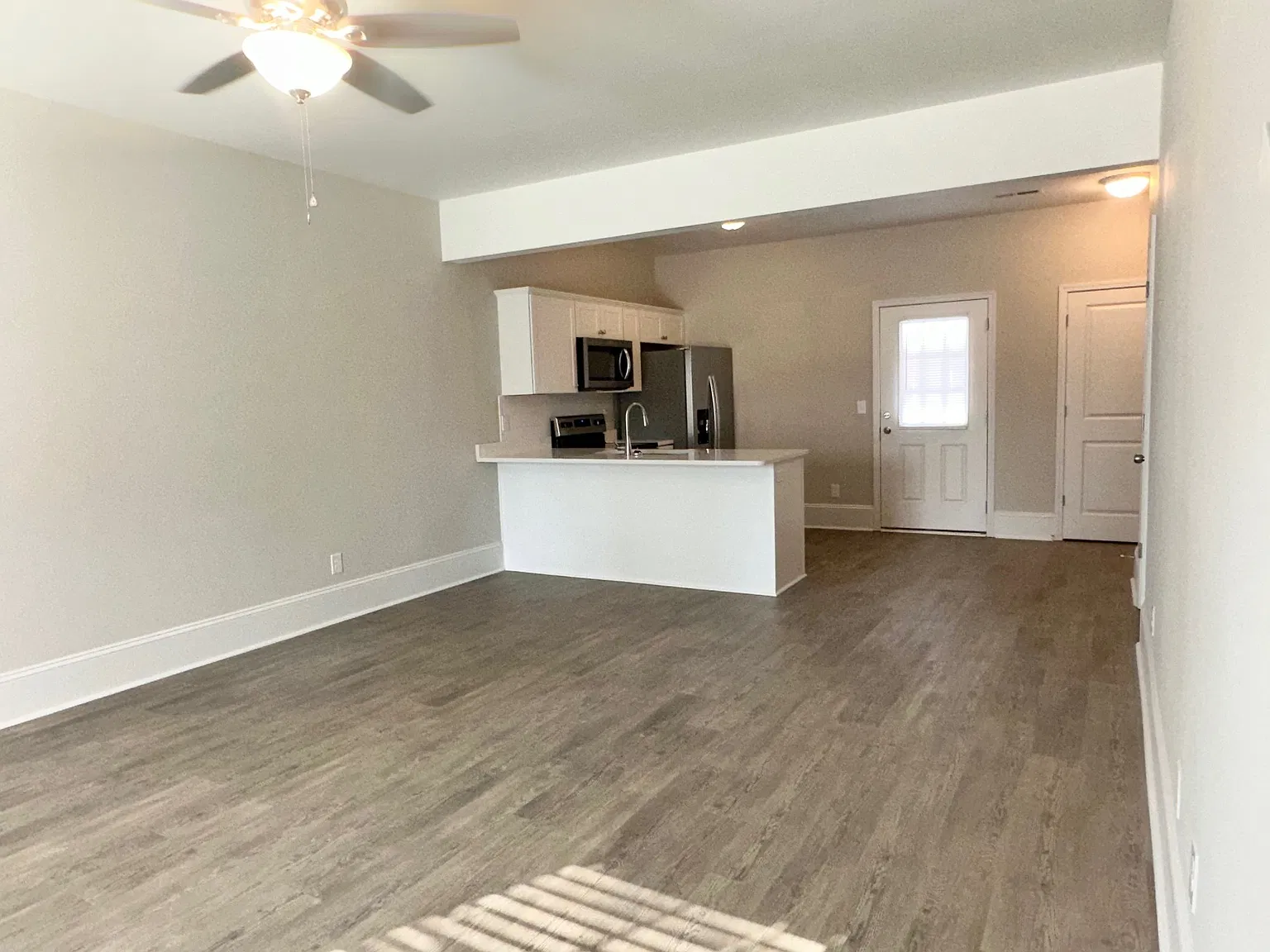Encino Townhomes (3rd Loop Road) - 443 — Photo 2