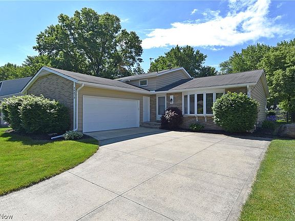 2nd image of 20575 Homestead Park Dr