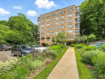 72 Pondfield Road #1H, Bronxville, NY, 10708