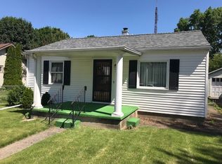 230 W McCrum St, Huntington, IN 46750