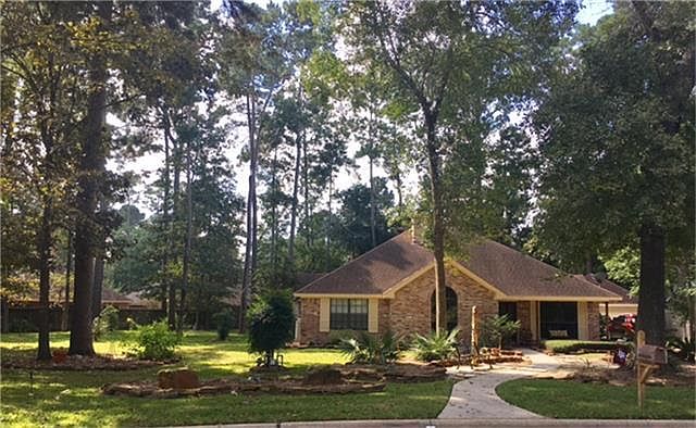 1st image of 113 E Park Dr