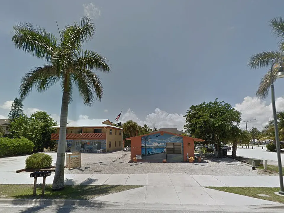 305 S Ocean Dr #3