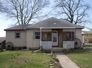 120 E Front St, Byron, IL 61010