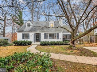 9501 Pin Oak Dr, Silver Spring, MD 20910