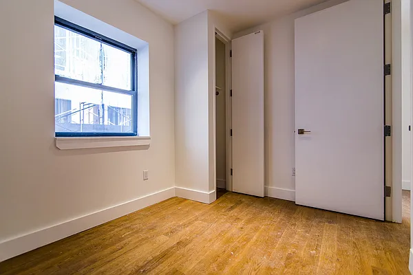 Rented by Nooklyn NYC LLC | media 28