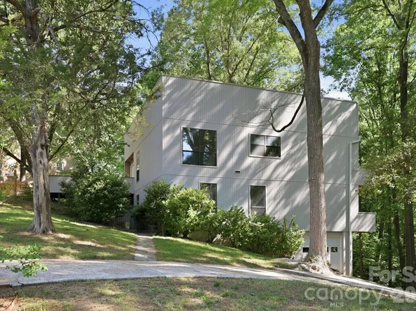 3423 Tinkerbell Ln, Charlotte, NC 28210
