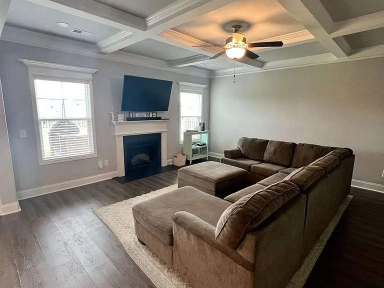 224 Ashley Nicole Ave — Photo 9