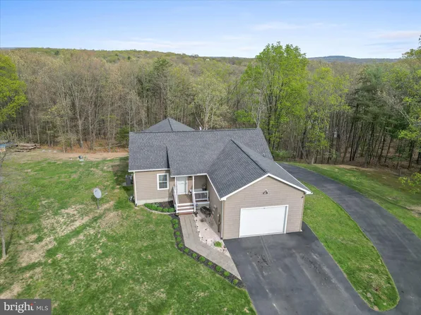 720 Adams Rd, Winchester, VA 22603