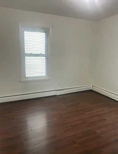 111 Knowles St #2 Photo 1