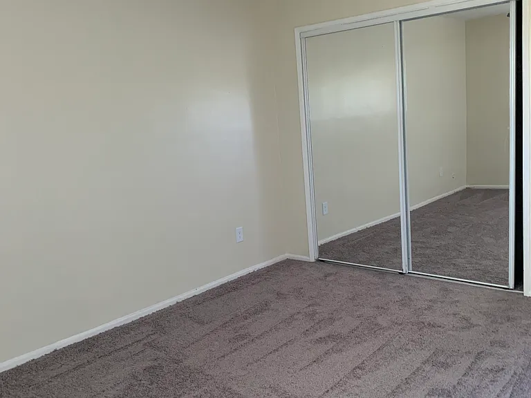 Executive Park Apartments — Photo 5