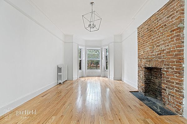1st image of 245 Garfield Pl APT 4