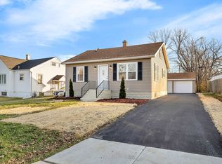 1110 Helen Ave, Joliet, IL 60433