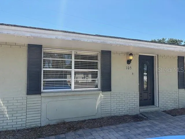 105 Sunshine Blvd — Photo 1