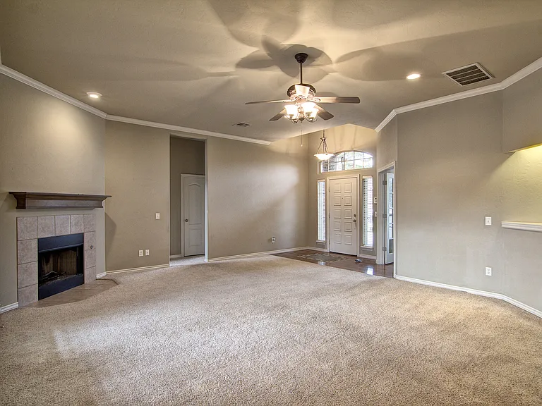 15705 Himalaya Rdg — Photo 4