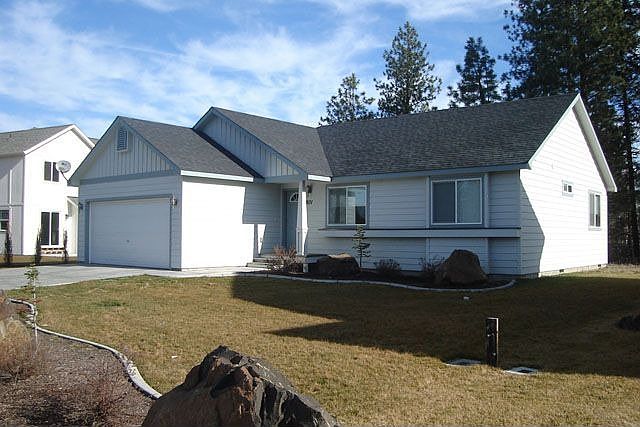 1st image of 801 S Hallett St