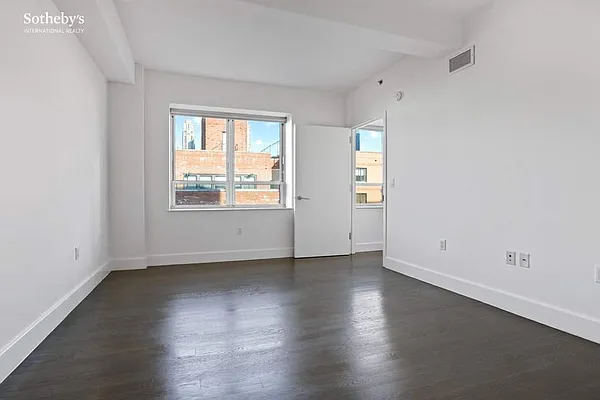 Rented by Sotheby's International Realty | media 9