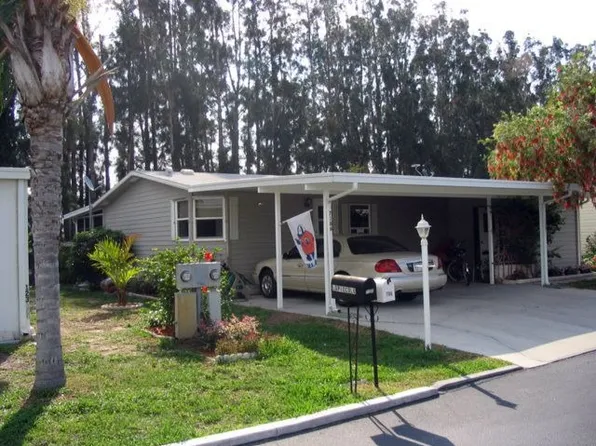 7186 Drum Dr, Saint James City, FL 33956