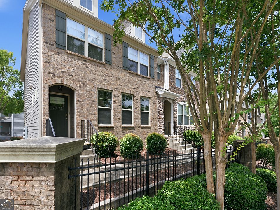 1st image of 2272 Whiteoak Dr #1