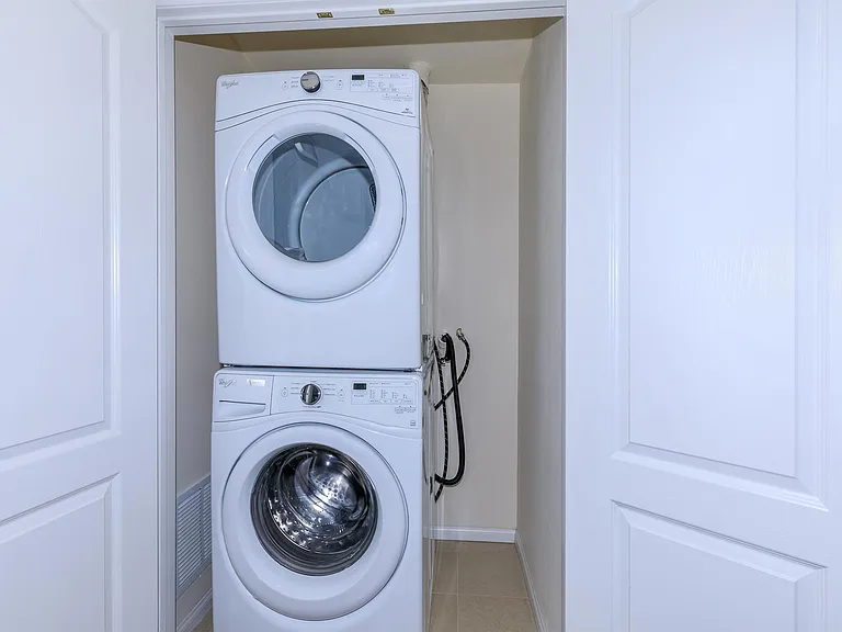 In Unit Washer and Dryer