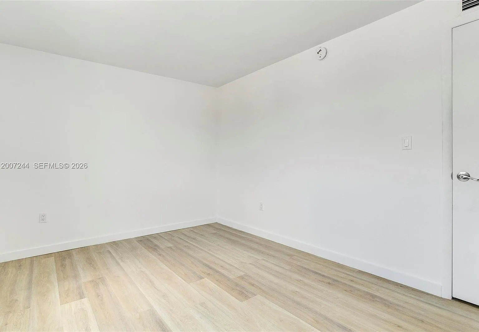 2 bed, 2.0 bath, $2,650 — Photo 2